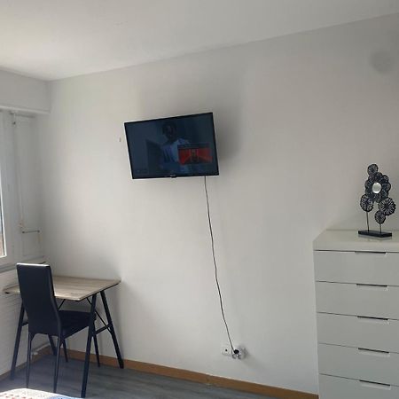Appartement 3 Chambres Evry Plein Centre Ville Buitenkant foto