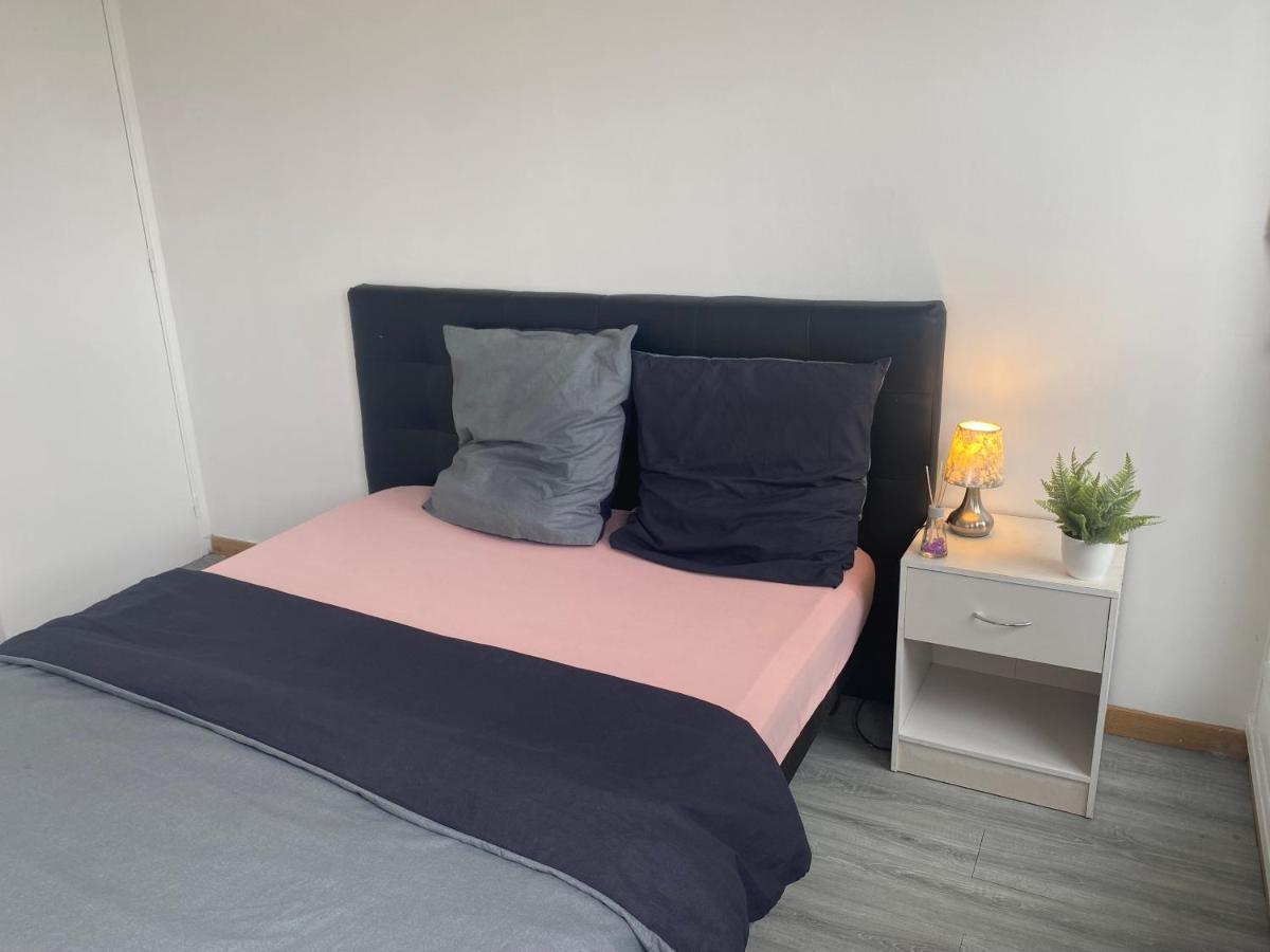 Appartement 3 Chambres Evry Plein Centre Ville Buitenkant foto