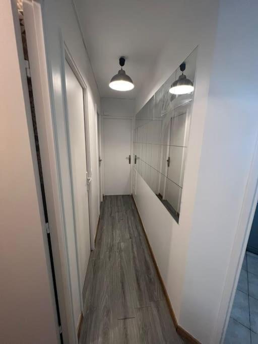 Appartement 3 Chambres Evry Plein Centre Ville Buitenkant foto