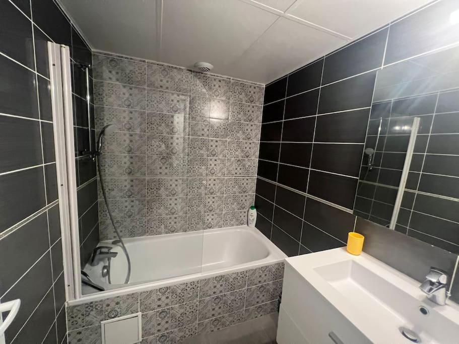 Appartement 3 Chambres Evry Plein Centre Ville Buitenkant foto